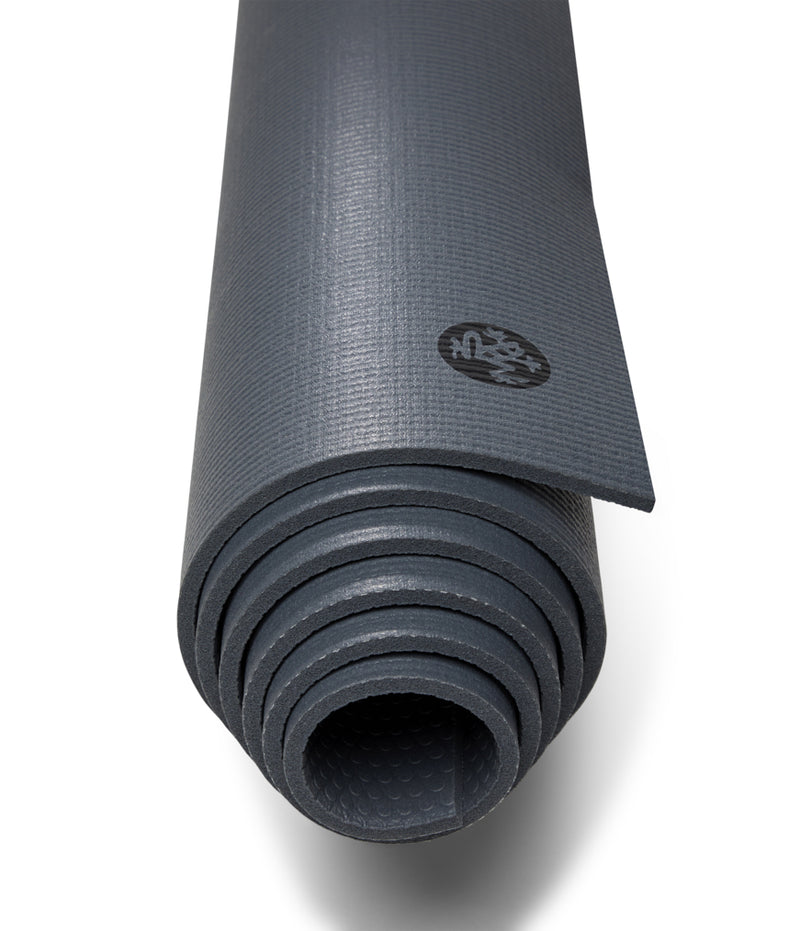 Manduka PRO® Yoga Mat 6mm - Black Thunder (71")