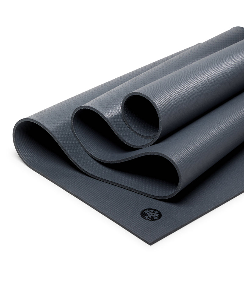 Manduka PRO® Yoga Mat 6mm - Black Thunder (71")