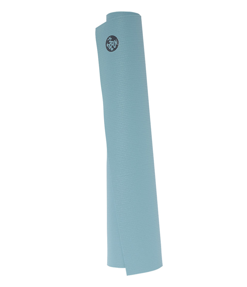 Manduka PRO® travel yoga mat 2mm - Blue Lotus (71")