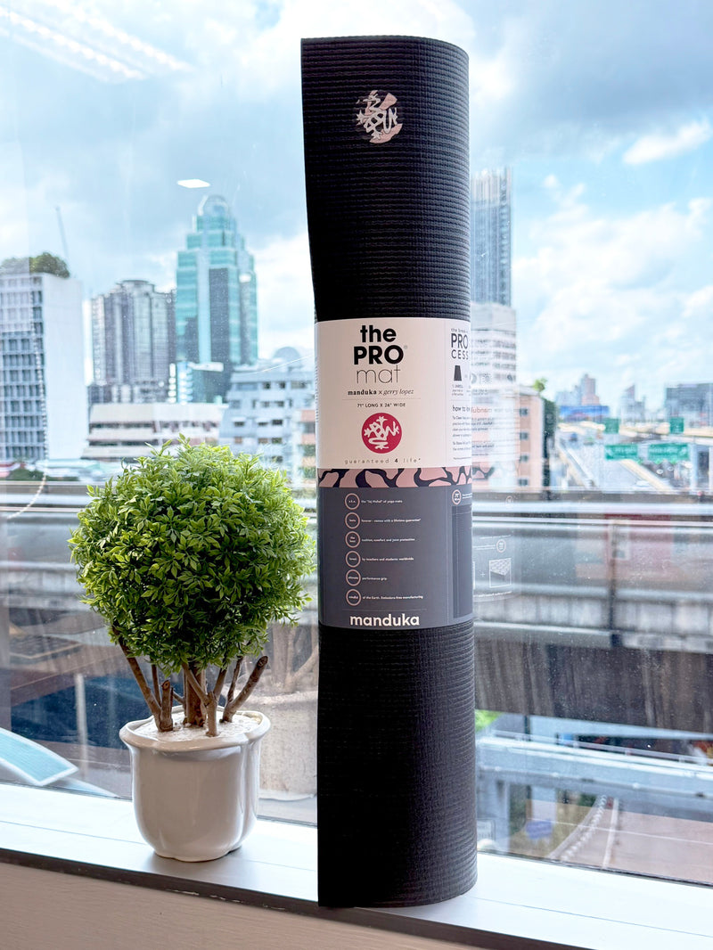 Manduka PRO™ Yoga Mat 6mm - Black GL (71")