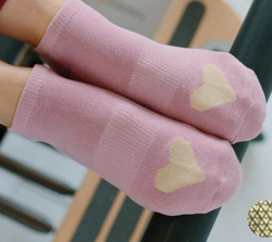 MoveActive Classic Low Rise Non Slip Grip Socks - Love Heart Powder & Nude Sand