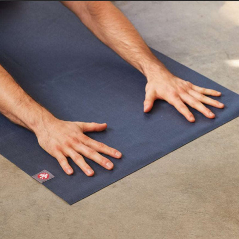 Manduka eKO® Superlite Travel Yoga Mat 1.5mm - Midnight (71")