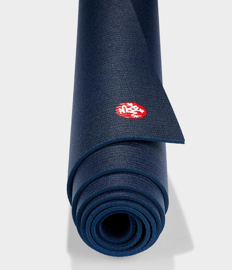 Manduka PROlite® yoga mat 4.7mm (Long) - Midnight – YogaAum