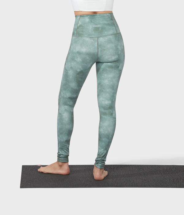 Manduka Apparel - Women's Performance Legging - High Rise Printed - Tie Dye Camo Green