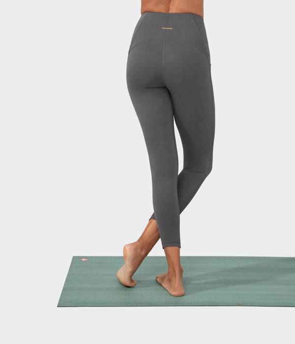 Manduka Apparel - Women's PRO Legging - High Rise 7/8 W/Pocket - New Grey