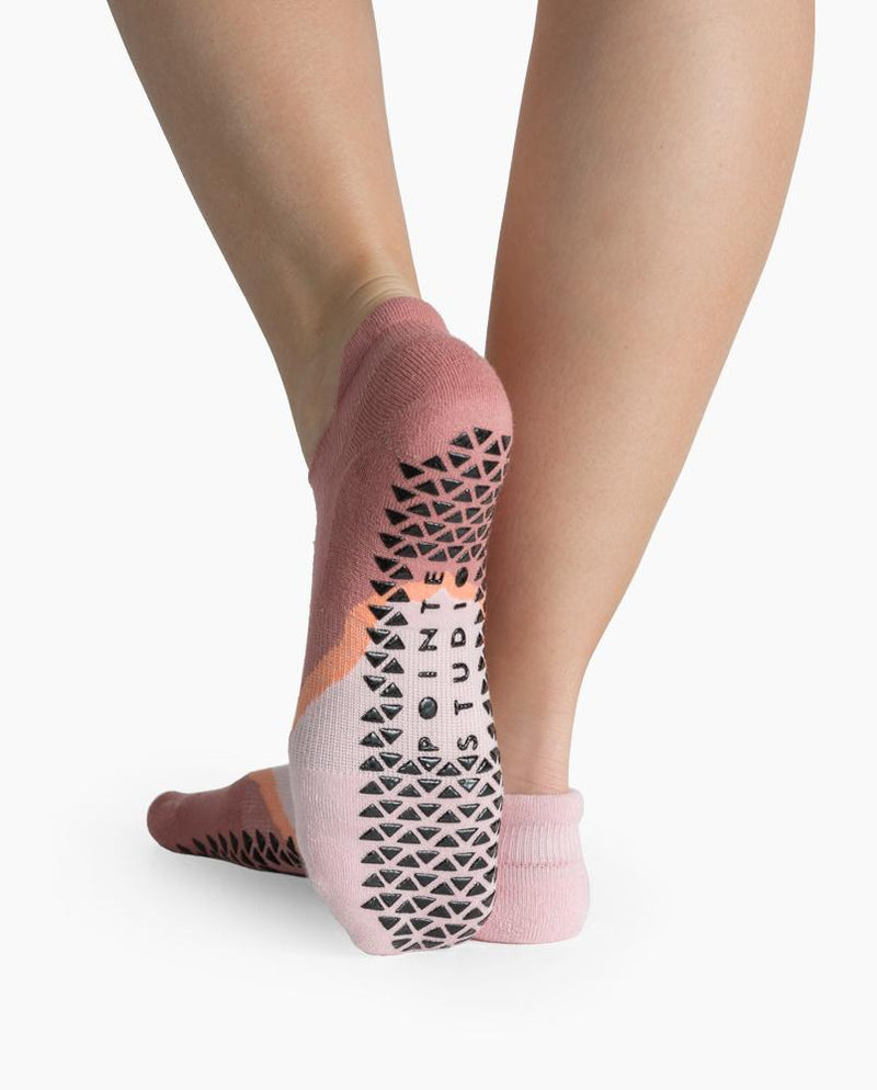 Pointe Studio Cara Grip Sock - Pink