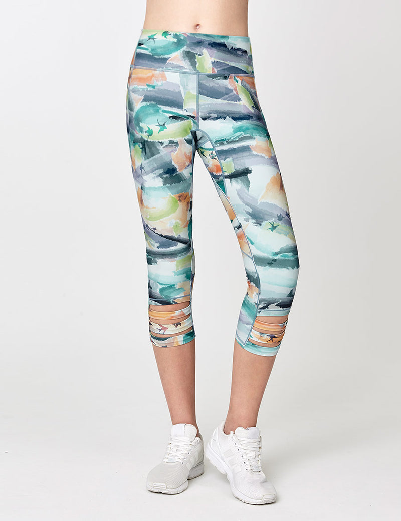 easyoga LESPIRO Loop In Cropped Tights - F90 Bright Ink Clouds