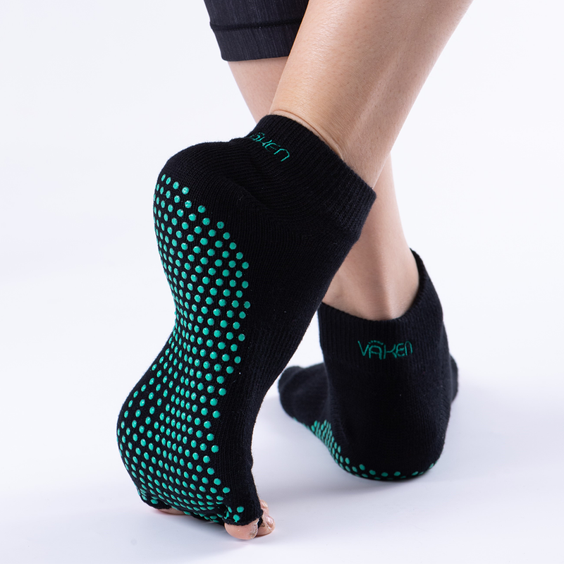 Vaken Grip Socks-1 Pair/Pack - Black Dot Green
