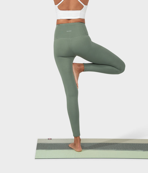 Manduka Apparel - Women's Performance Legging - High Rise W/Media Pocket - Laurel Wreath