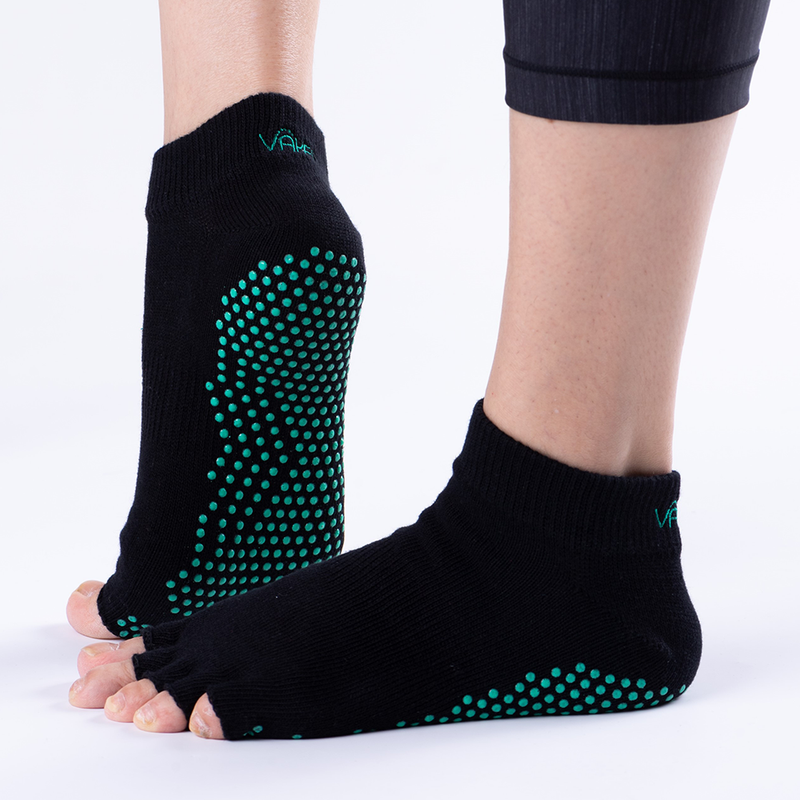 Vaken Grip Socks-1 Pair/Pack - Black Dot Green