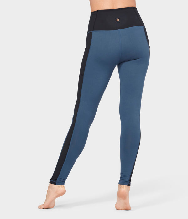 Manduka Apparel - Women's Essential Pocket Legging - Indigo