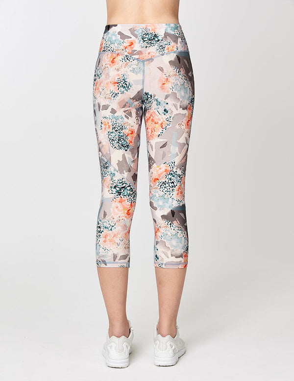 easyoga LESPIRO Loop In Cropped Tights - F88 Fallen Petals