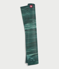 Manduka eKO® Superlite Travel Yoga Mat 1.5mm - Deep Forest Marbled