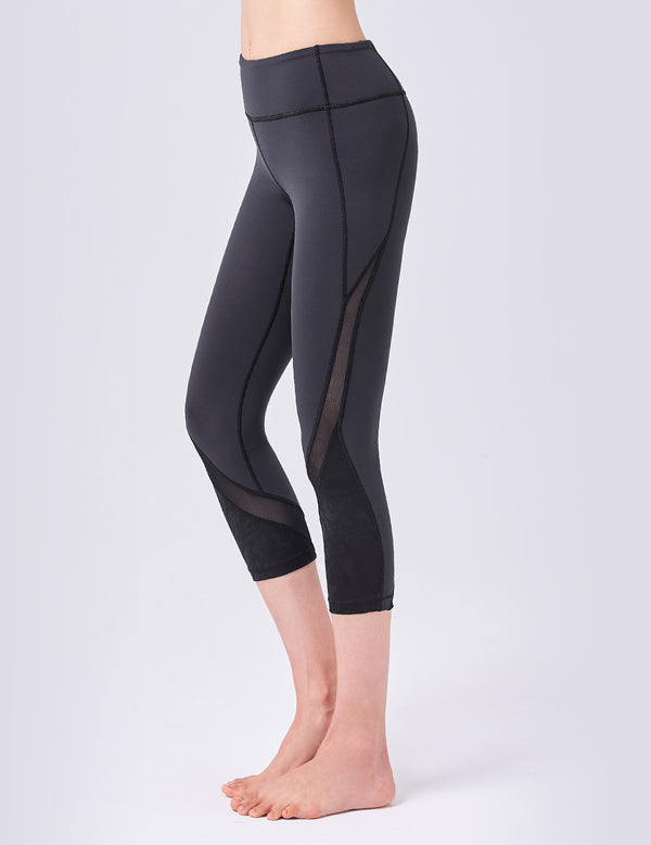 easyoga LA-VEDA Uplift Enchant  Capris - L1 Black