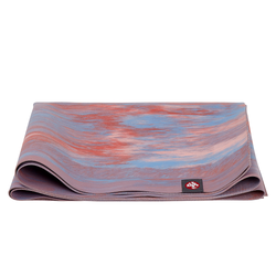 Manduka eKO® Superlite Travel Yoga Mat 1.5mm - Deep Coral Marbled